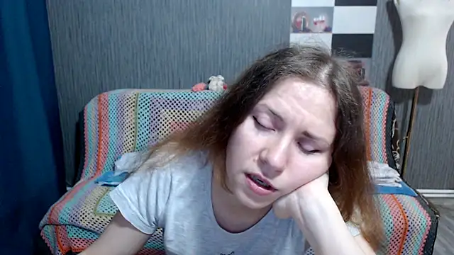 Snapshot of pa1e_pr1ncess chatting on April 11, 2026, 5:48 am pa1e pr1ncess online show from April 11, 2026, 5:48 am