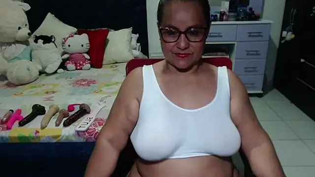 Snapshot of pervert_mommy_ chatting on November 7, 2025, 10:31 am pervert mommy online show from November 7, 2025, 10:31 am