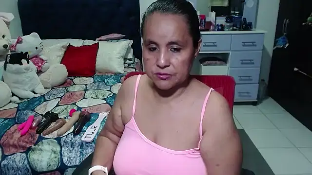 Snapshot of pervert_mommy_ chatting on October 21, 2025, 10:36 am pervert mommy online show from October 21, 2025, 10:36 am