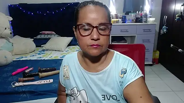 Snapshot of pervert_mommy_ chatting on March 6, 2026, 9:26 am pervert mommy online show from March 6, 2026, 9:26 am