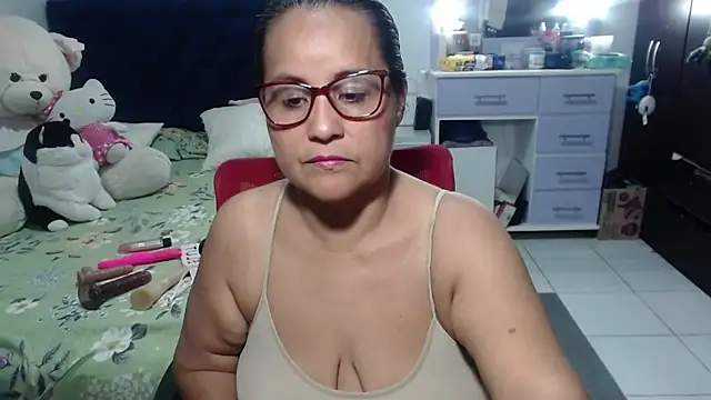 Snapshot of pervert_mommy_ chatting on March 18, 2026, 9:12 am pervert mommy online show from March 18, 2026, 9:12 am