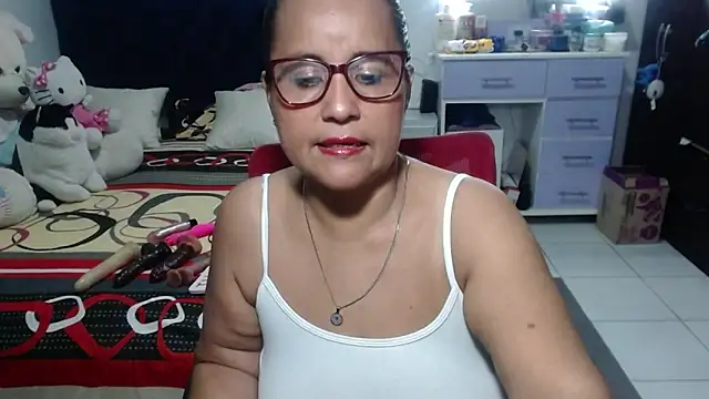 Snapshot of pervert_mommy_ chatting on March 31, 2026, 10:28 am pervert mommy online show from March 31, 2026, 10:28 am