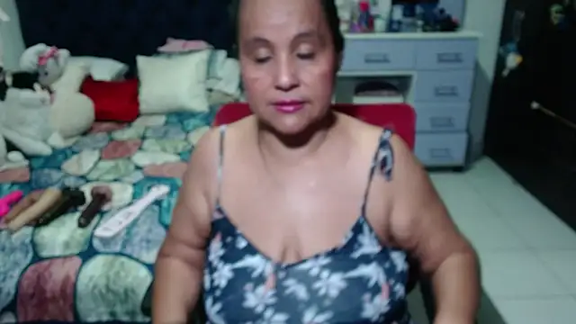 Snapshot of pervert_mommy_ chatting on November 1, 2025, 12:21 pm pervert mommy online show from November 1, 2025, 12:21 pm