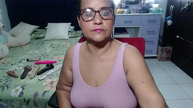 Snapshot of pervert_mommy_ chatting on March 20, 2026, 10:27 am pervert mommy online show from March 20, 2026, 10:27 am