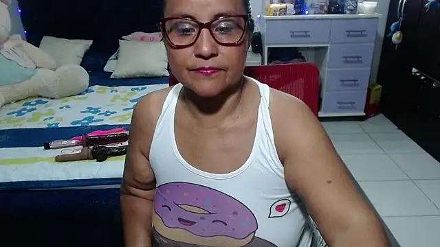 Snapshot of pervert_mommy_ chatting on March 5, 2026, 9:28 am pervert mommy online show from March 5, 2026, 9:28 am