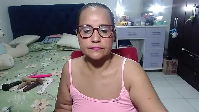 Snapshot of pervert_mommy_ chatting on March 19, 2026, 10:15 am pervert mommy online show from March 19, 2026, 10:15 am