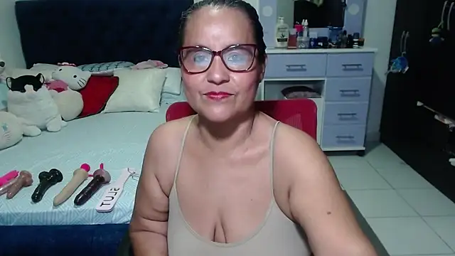 Snapshot of pervert_mommy_ chatting on October 16, 2025, 12:02 pm pervert mommy online show from October 16, 2025, 12:02 pm