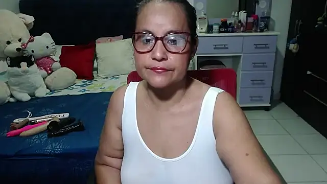 Snapshot of pervert_mommy_ chatting on November 24, 2025, 9:53 am pervert mommy online show from November 24, 2025, 9:53 am