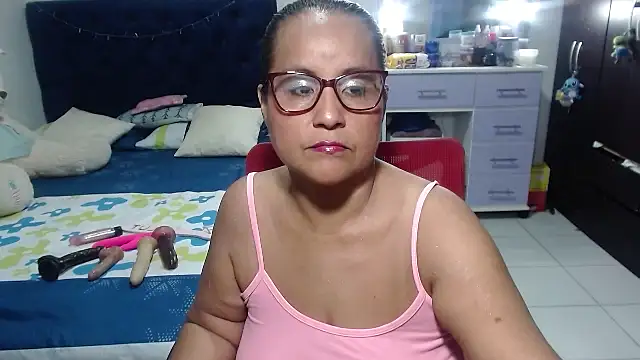 Snapshot of pervert_mommy_ chatting on March 9, 2026, 10:30 am pervert mommy online show from March 9, 2026, 10:30 am