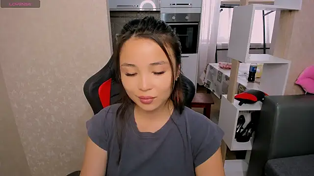 AyaMoon online show from September 9, 2025, 5:06 am