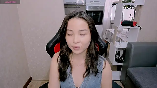 AyaMoon online show from October 7, 2025, 4:57 am