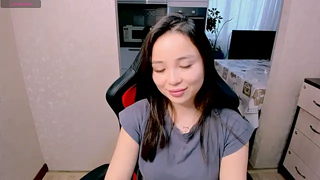 AyaMoon online show from October 30, 2025, 4:44 am