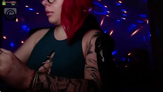 SonyaDevon online show from April 8, 2026, 3:08 am