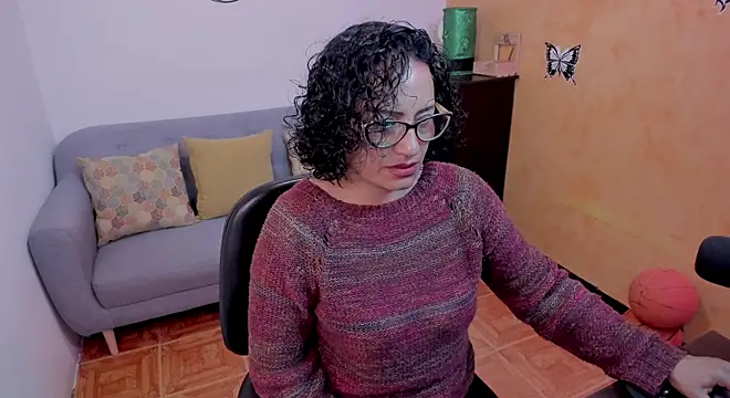 scarlet wet online show from November 26, 2025, 1:49 am