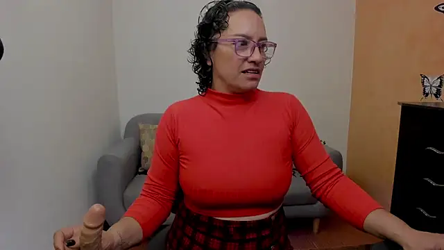 Snapshot of scarlet_wet chatting on June 17, 2026, 11:14 pm scarlet wet online show from June 17, 2026, 11:14 pm