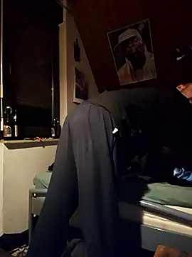 Snapshot of Genius1606 chatting on January 18, 2026, 11:19 pm Genius1606 online show from January 18, 2026, 11:19 pm