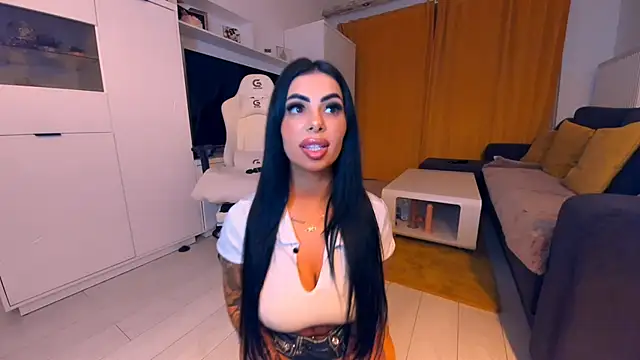 Snapshot of MoonaMuslim chatting on January 15, 2025, 8:48 pm MoonaMuslim online show from January 15, 2025, 8:48 pm