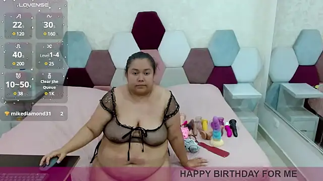 Snapshot of angel_blue chatting on March 21, 2025, 1:13 am angel blue online show from March 21, 2025, 1:13 am