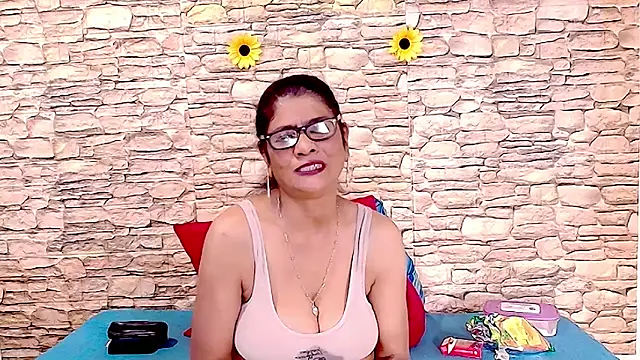 IndianAllure online show from May 16, 2026, 5:50 am