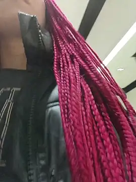 Snapshot of Frost_foxy chatting on January 9, 2026, 3:35 am Frost foxy online show from January 9, 2026, 3:35 am