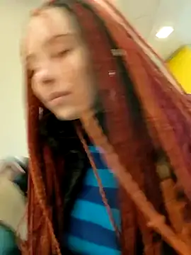 Snapshot of Frost_foxy chatting on October 18, 2025, 2:24 am Frost foxy online show from October 18, 2025, 2:24 am