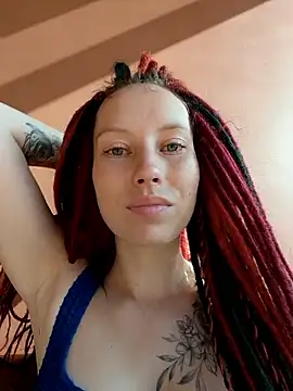 Snapshot of Frost_foxy chatting on September 10, 2025, 3:05 am Frost foxy online show from September 10, 2025, 3:05 am