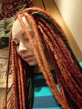 Snapshot of Frost_foxy chatting on November 2, 2025, 1:21 am Frost foxy online show from November 2, 2025, 1:21 am