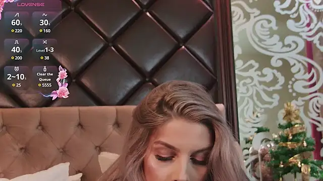 ErinHart online show from December 18, 2024, 11:51 pm