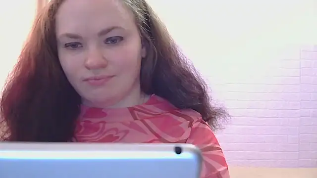 Snapshot of AliceForLoveOh chatting on May 18, 2026, 4:40 am AliceForLoveOh online show from May 18, 2026, 4:40 am