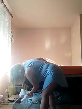 Elza01 online show from September 29, 2025, 6:20 am