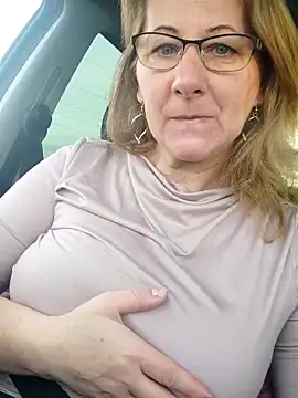 Elza01 online show from November 2, 2025, 6:18 am