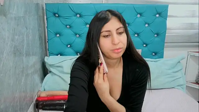 Snapshot of MAARYMOON chatting on March 5, 2025, 5:18 pm MAARYMOON online show from March 5, 2025, 5:18 pm