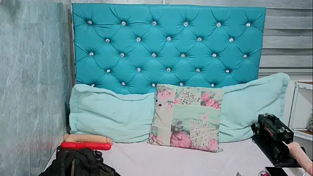 Snapshot of MAARYMOON chatting on February 21, 2025, 11:11 am MAARYMOON online show from February 21, 2025, 11:11 am