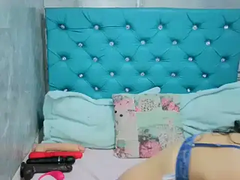 Snapshot of MAARYMOON chatting on February 19, 2025, 10:56 am MAARYMOON online show from February 19, 2025, 10:56 am