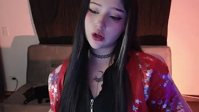 Snapshot of KuroChan420 chatting on January 24, 2025, 6:35 am KuroChan420 online show from January 24, 2025, 6:35 am