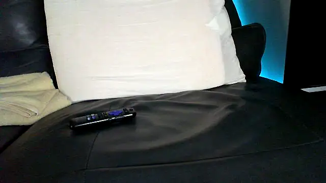 Snapshot of eurodiznee chatting on May 1, 2026, 7:52 pm eurodiznee online show from May 1, 2026, 7:52 pm