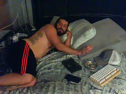 Sitonmyface2020xh online show from October 8, 2025, 11:12 am