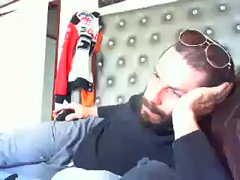 Sitonmyface2020xh online show from March 5, 2025, 6:45 pm