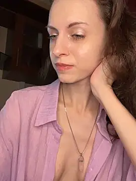 Snapshot of MissAnuta chatting on May 4, 2026, 11:51 pm MissAnuta online show from May 4, 2026, 11:51 pm