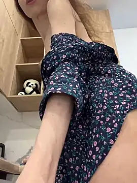 Snapshot of MissAnuta chatting on December 10, 2024, 8:40 am MissAnuta online show from December 10, 2024, 8:40 am