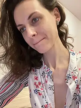 Snapshot of MissAnuta chatting on March 10, 2025, 4:14 pm MissAnuta online show from March 10, 2025, 4:14 pm