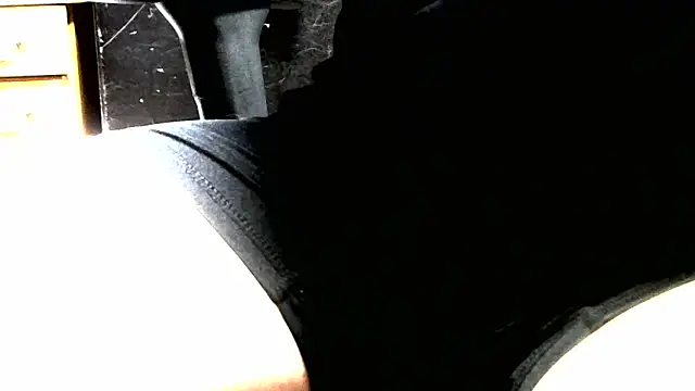 jjdirty6996 online show from February 12, 2026, 5:23 pm