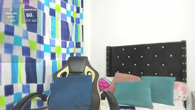 Snapshot of ebonnylatinx chatting on April 4, 2026, 7:42 pm ebonnylatinx online show from April 4, 2026, 7:42 pm