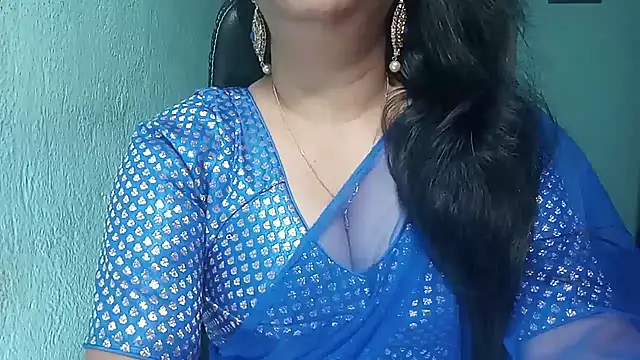Snapshot of YourModhu chatting on April 27, 2026, 5:44 pm YourModhu online show from April 27, 2026, 5:44 pm