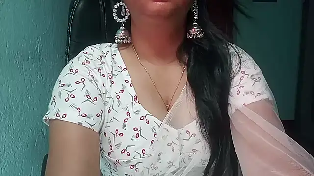 Snapshot of YourModhu chatting on April 30, 2026, 8:57 pm YourModhu online show from April 30, 2026, 8:57 pm