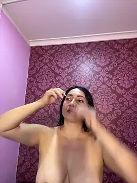 juliana diaz online show from October 23, 2025, 11:31 am