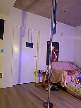 NikiFm online show from November 29, 2025, 1:39 am