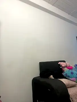 Snapshot of AlondraDiossa03 chatting on November 18, 2025, 6:22 pm AlondraDiossa03 online show from November 18, 2025, 6:22 pm