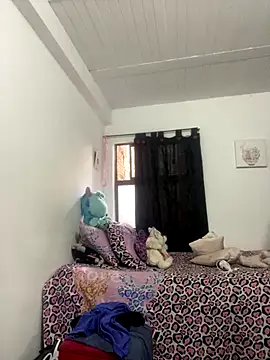 Snapshot of AlondraDiossa03 chatting on October 31, 2025, 7:21 pm AlondraDiossa03 online show from October 31, 2025, 7:21 pm