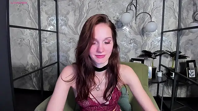 MirandaGlow online show from February 27, 2025, 12:01 pm